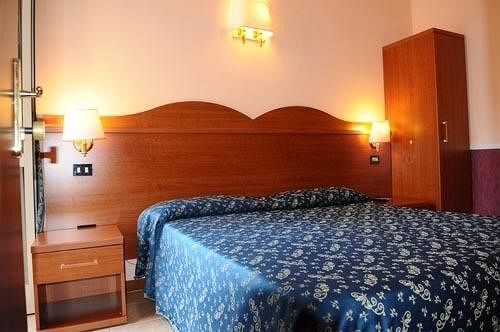 Termini Station Rooms Rome Exterior photo