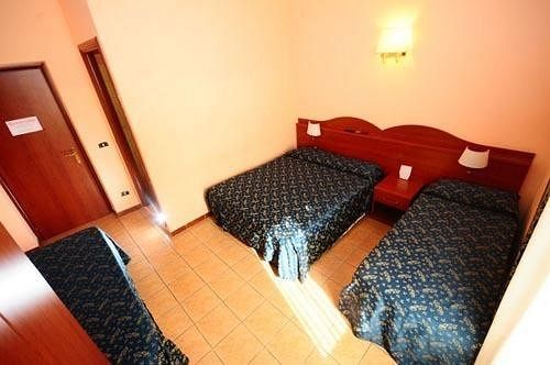 Termini Station Rooms Rome Exterior photo